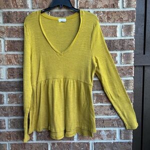 Anthropologie T.La Gold Babydoll Peplum  Mustard V-Neck Top